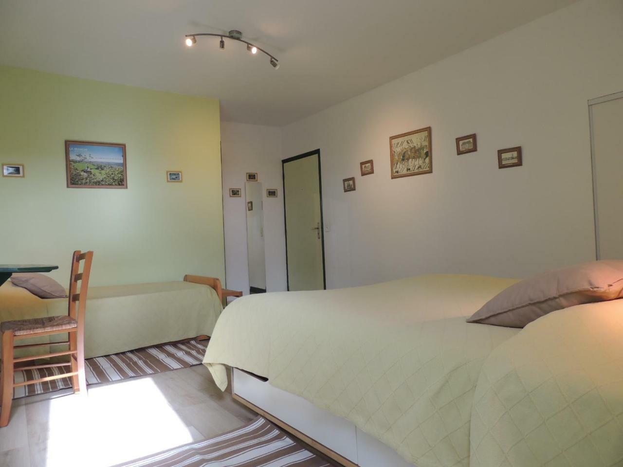 Chambres D'Hotes Les Pieris Grandcamp-Maisy Exterior photo